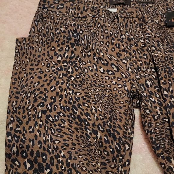 Jen7 by 7 for all mankind skinny jeans.animal print. Size 6 - Picture 3 of 7